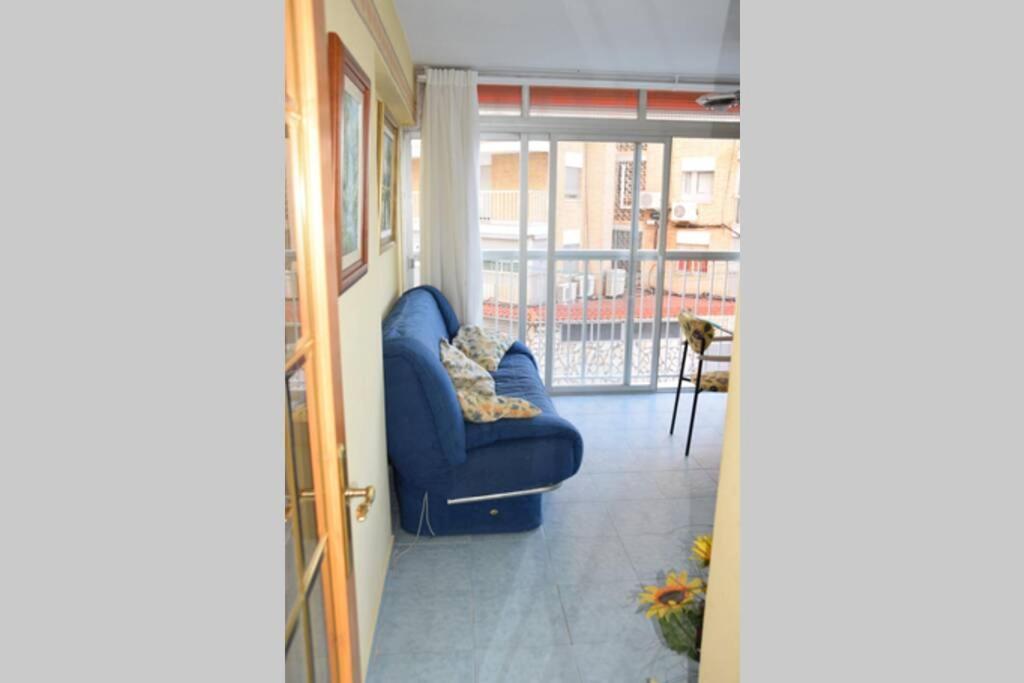 Apartamento En El Paseo Maritimo De ベニドルム エクステリア 写真