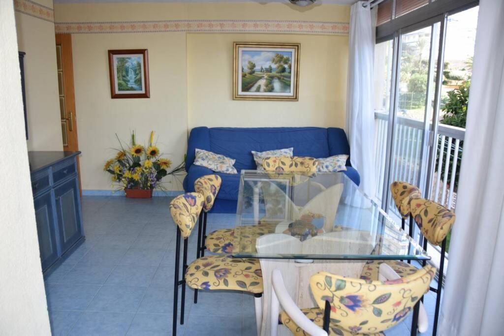 Apartamento En El Paseo Maritimo De ベニドルム エクステリア 写真